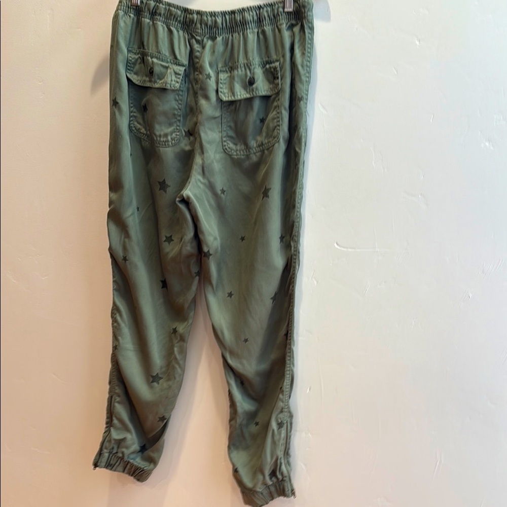 C&C California jogger style star pants